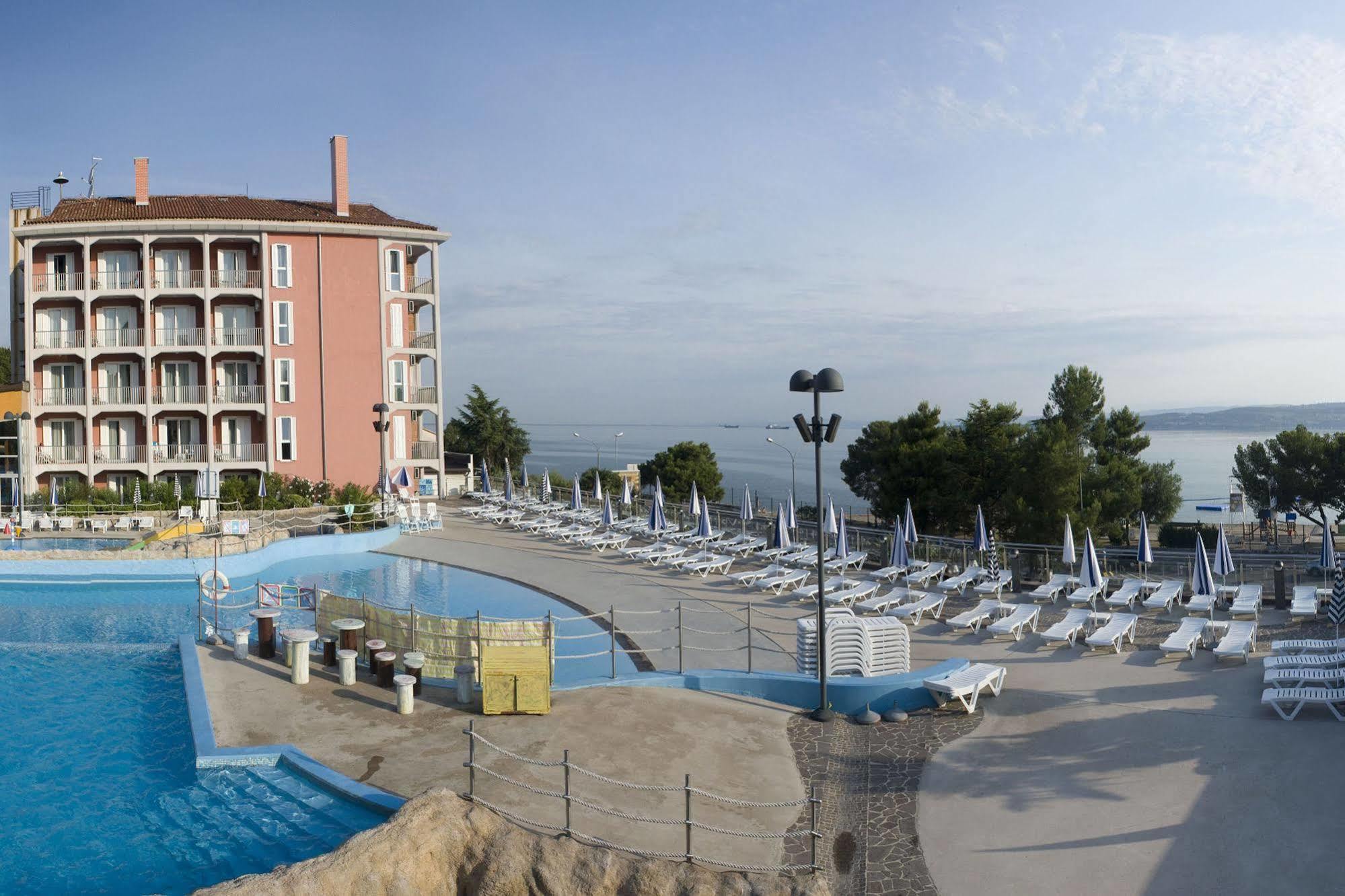 Hotel Aquapark Zusterna Koper Dış mekan fotoğraf