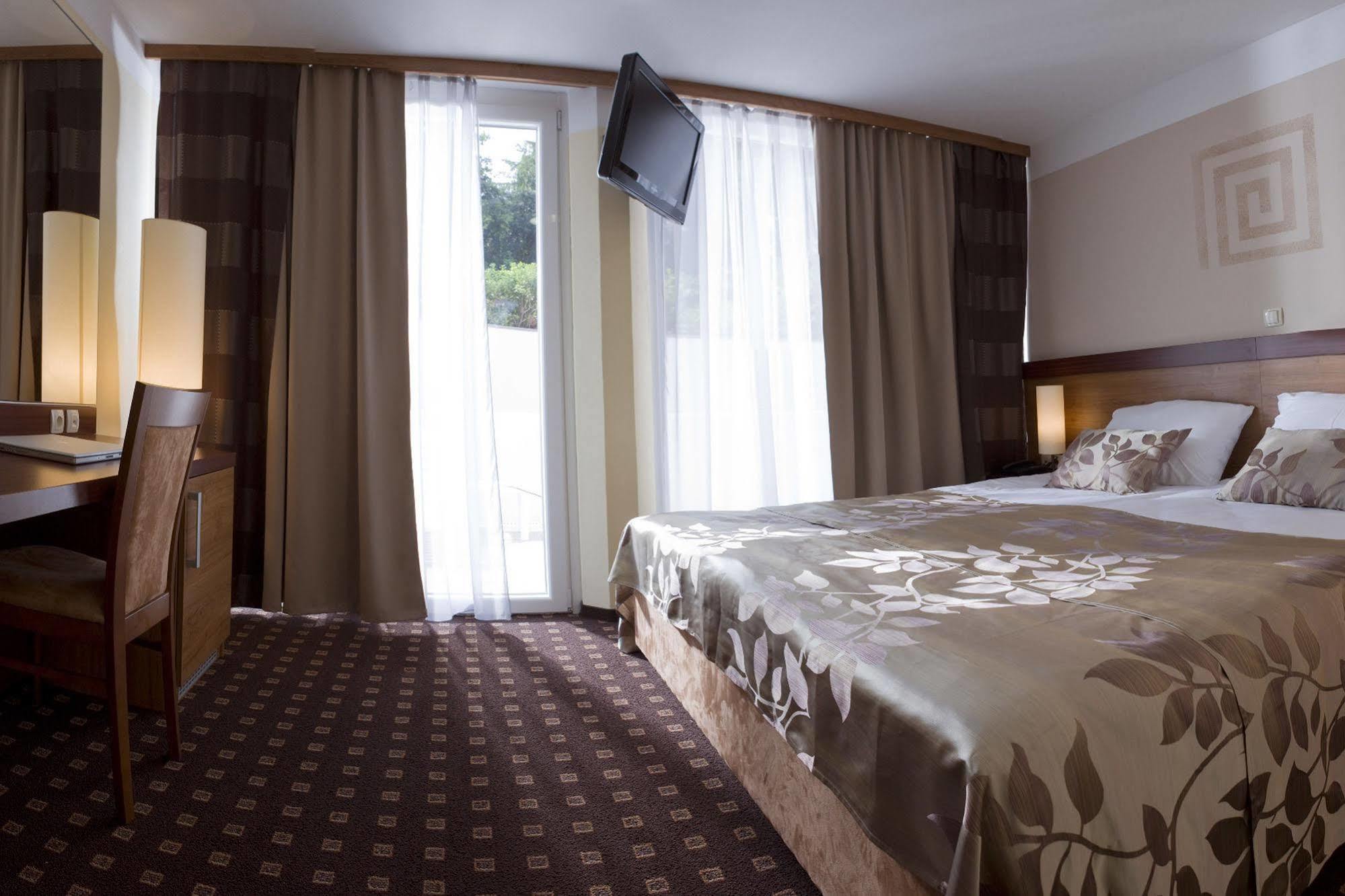 Hotel Aquapark Zusterna Koper Dış mekan fotoğraf
